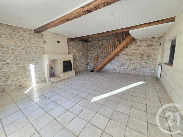Maison à vendre - 5 pièces - 172,65 m2 - Varzay - 17 - POITOU-CHARENTES