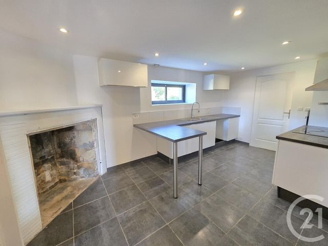 Maison à vendre - 5 pièces - 172,65 m2 - Varzay - 17 - POITOU-CHARENTES