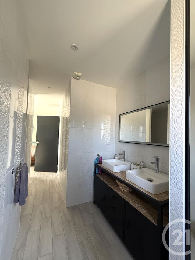 Maison &agrave; vendre - 4 pi&egrave;ces - 119,46 m2 - Saintes - 17 - POITOU-CHARENTES