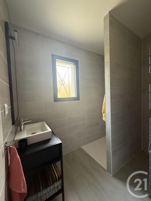 Maison &agrave; vendre - 4 pi&egrave;ces - 119,46 m2 - Saintes - 17 - POITOU-CHARENTES