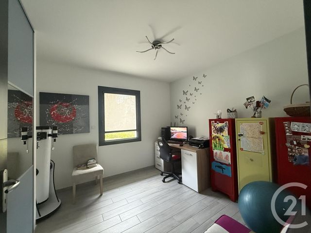 Maison &agrave; vendre - 4 pi&egrave;ces - 119,46 m2 - Saintes - 17 - POITOU-CHARENTES