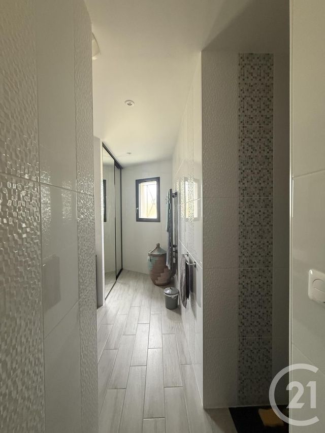 Maison &agrave; vendre - 4 pi&egrave;ces - 119,46 m2 - Saintes - 17 - POITOU-CHARENTES