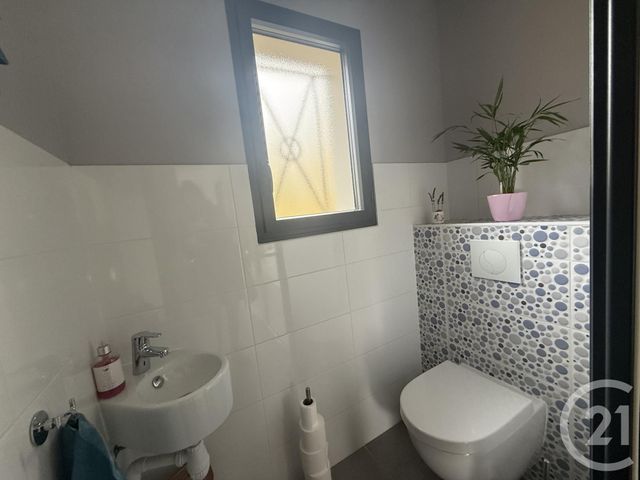 Maison &agrave; vendre - 4 pi&egrave;ces - 119,46 m2 - Saintes - 17 - POITOU-CHARENTES