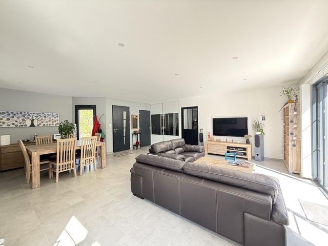 Maison &agrave; vendre - 4 pi&egrave;ces - 119,46 m2 - Saintes - 17 - POITOU-CHARENTES