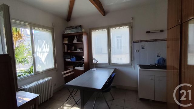Maison &agrave; vendre - 5 pi&egrave;ces - 120 m2 - Saintes - 17 - POITOU-CHARENTES