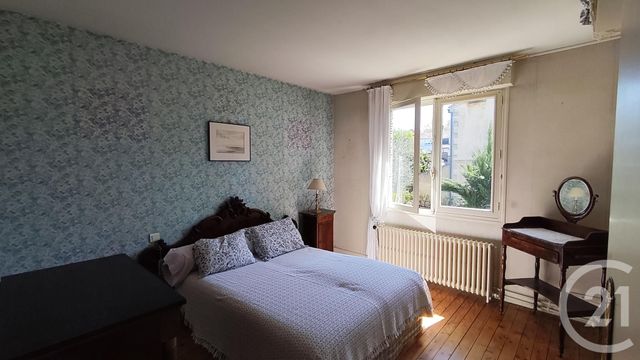 Maison &agrave; vendre - 5 pi&egrave;ces - 120 m2 - Saintes - 17 - POITOU-CHARENTES