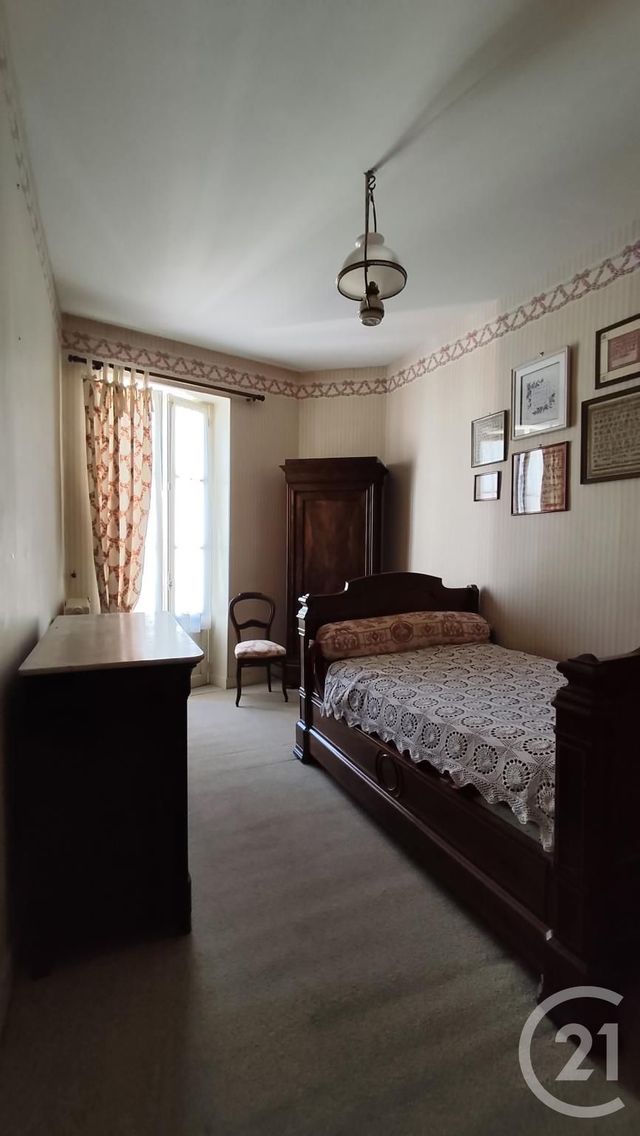 Maison &agrave; vendre - 5 pi&egrave;ces - 120 m2 - Saintes - 17 - POITOU-CHARENTES