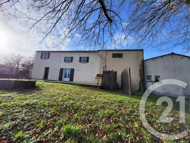 Maison &agrave; vendre - 5 pi&egrave;ces - 144 m2 - St Cesaire - 17 - POITOU-CHARENTES