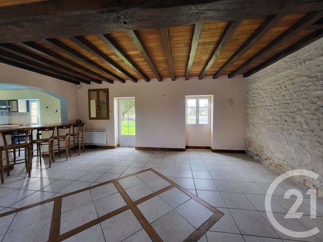 Maison &agrave; vendre - 5 pi&egrave;ces - 144 m2 - St Cesaire - 17 - POITOU-CHARENTES