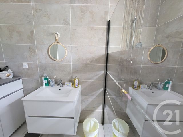 Maison &agrave; vendre - 5 pi&egrave;ces - 99 m2 - Saintes - 17 - POITOU-CHARENTES