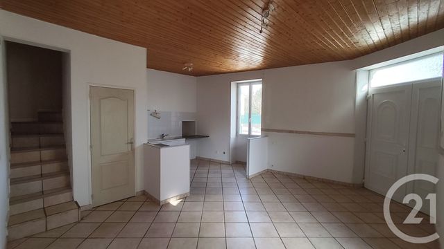 Appartement F3 &agrave; vendre - 6 pi&egrave;ces - 159 m2 - Thenac - 17 - POITOU-CHARENTES