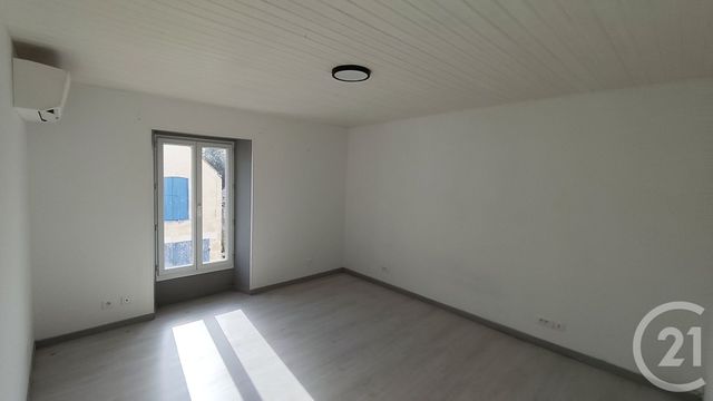 Appartement F3 &agrave; vendre - 6 pi&egrave;ces - 159 m2 - Thenac - 17 - POITOU-CHARENTES