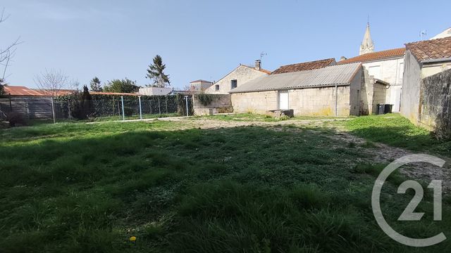 Appartement F3 &agrave; vendre - 6 pi&egrave;ces - 159 m2 - Thenac - 17 - POITOU-CHARENTES