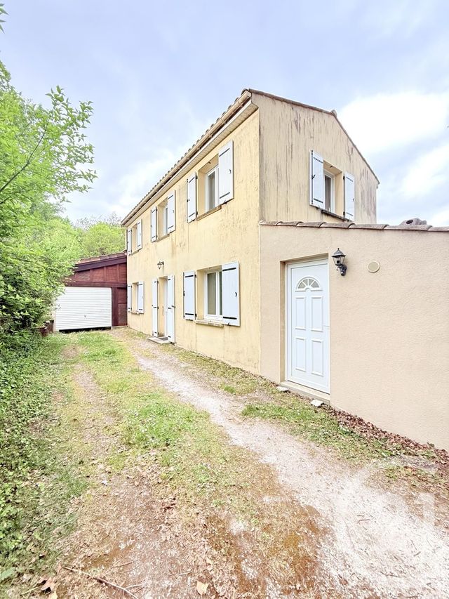 Maison &agrave; vendre - 4 pi&egrave;ces - 111,30 m2 - Saintes - 17 - POITOU-CHARENTES
