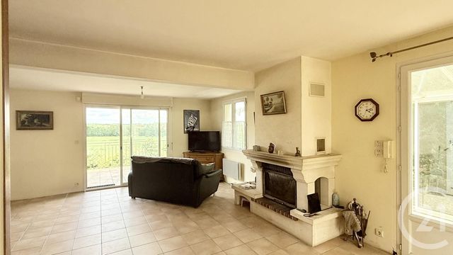 Maison &agrave; vendre - 4 pi&egrave;ces - 111,30 m2 - Saintes - 17 - POITOU-CHARENTES