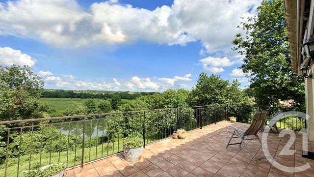 Maison &agrave; vendre - 4 pi&egrave;ces - 111,30 m2 - Saintes - 17 - POITOU-CHARENTES