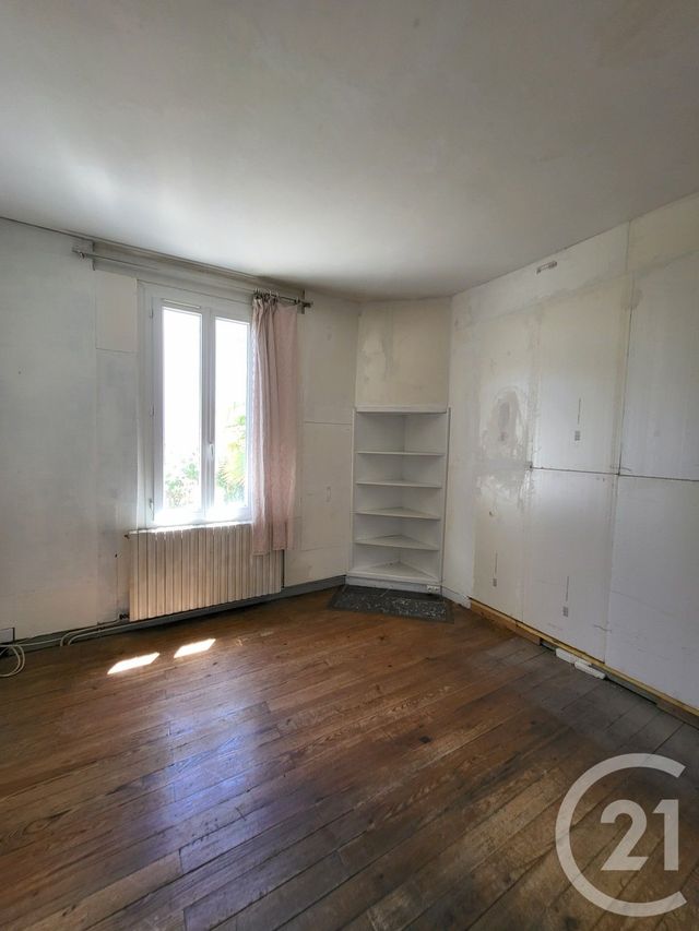 Maison &agrave; vendre - 3 pi&egrave;ces - 109 m2 - Saintes - 17 - POITOU-CHARENTES