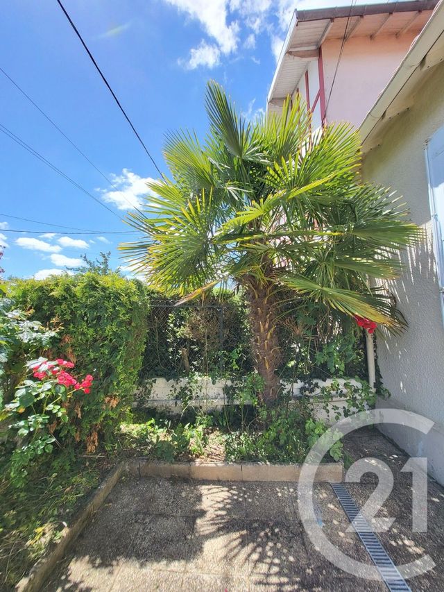 Maison &agrave; vendre - 3 pi&egrave;ces - 109 m2 - Saintes - 17 - POITOU-CHARENTES