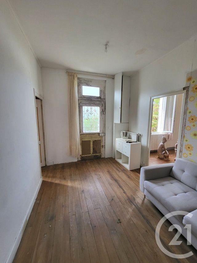Maison &agrave; vendre - 3 pi&egrave;ces - 109 m2 - Saintes - 17 - POITOU-CHARENTES
