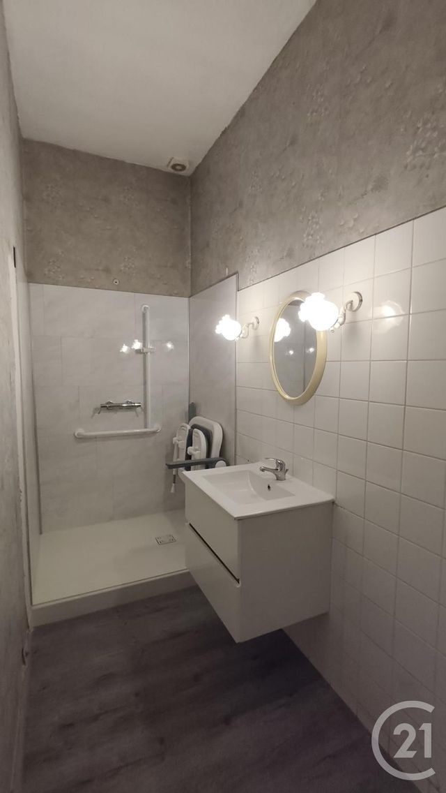 Maison &agrave; vendre - 5 pi&egrave;ces - 91 m2 - Saintes - 17 - POITOU-CHARENTES