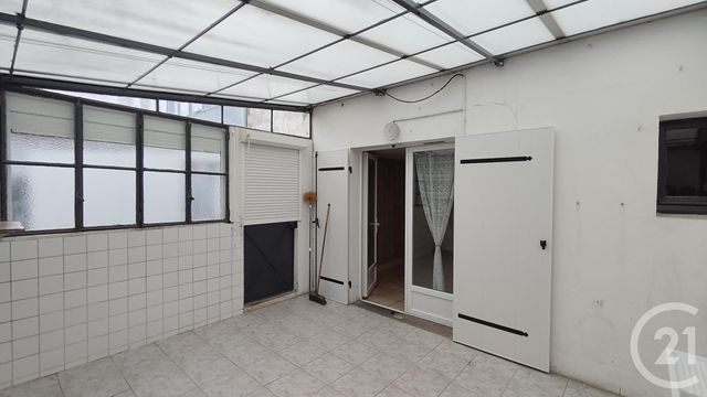 Maison &agrave; vendre - 5 pi&egrave;ces - 83 m2 - Saintes - 17 - POITOU-CHARENTES