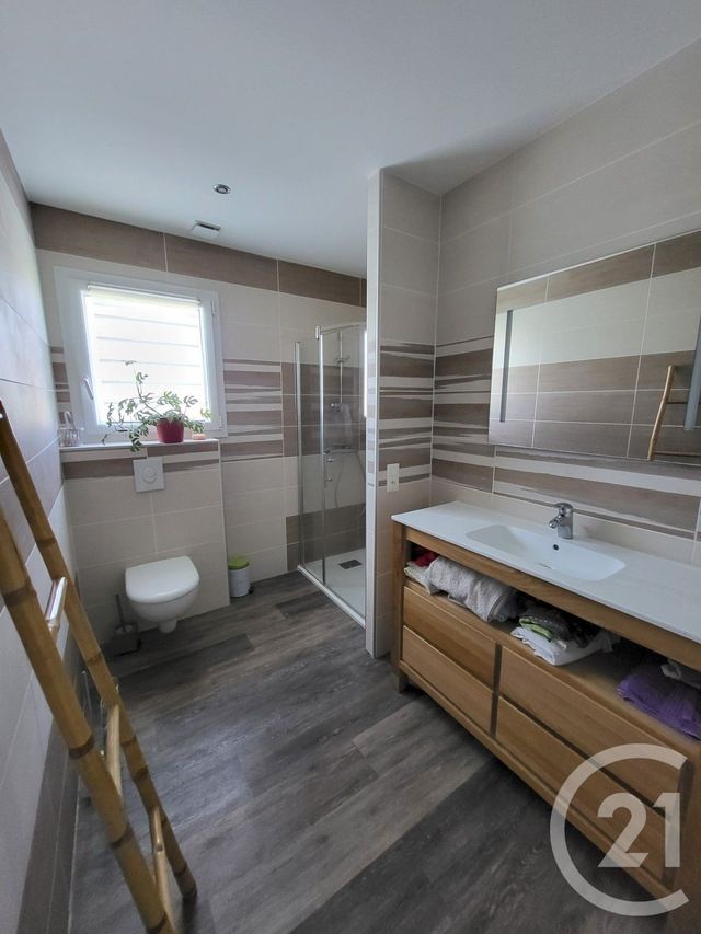Maison &agrave; vendre - 6 pi&egrave;ces - 151 m2 - Bussac Sur Charente - 17 - POITOU-CHARENTES