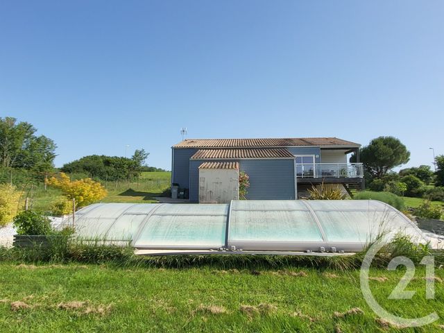 Maison &agrave; vendre - 6 pi&egrave;ces - 151 m2 - Bussac Sur Charente - 17 - POITOU-CHARENTES