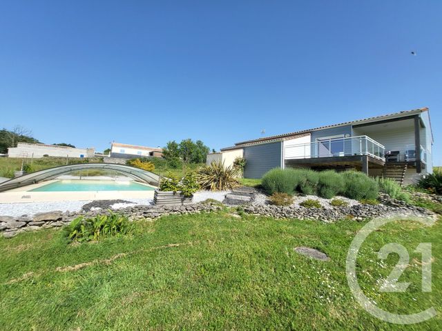 Maison &agrave; vendre - 6 pi&egrave;ces - 151 m2 - Bussac Sur Charente - 17 - POITOU-CHARENTES