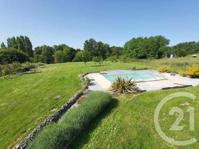 Maison &agrave; vendre - 6 pi&egrave;ces - 151 m2 - Bussac Sur Charente - 17 - POITOU-CHARENTES