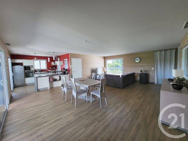 Maison &agrave; vendre - 6 pi&egrave;ces - 151 m2 - Bussac Sur Charente - 17 - POITOU-CHARENTES