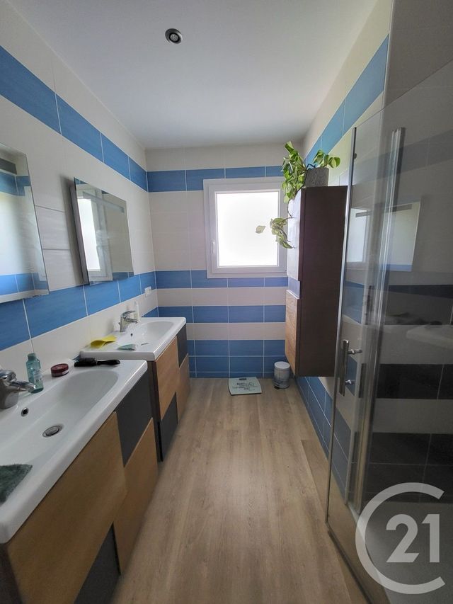 Maison &agrave; vendre - 6 pi&egrave;ces - 151 m2 - Bussac Sur Charente - 17 - POITOU-CHARENTES