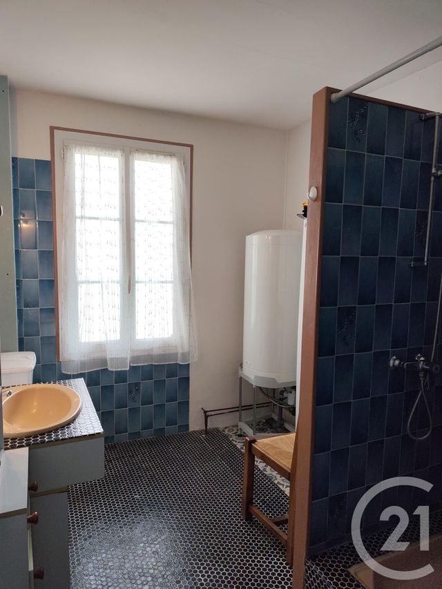 Maison &agrave; vendre - 4 pi&egrave;ces - 77 m2 - Saintes - 17 - POITOU-CHARENTES