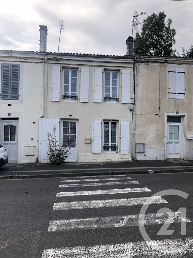 Maison à vendre ST JEAN D ANGELY