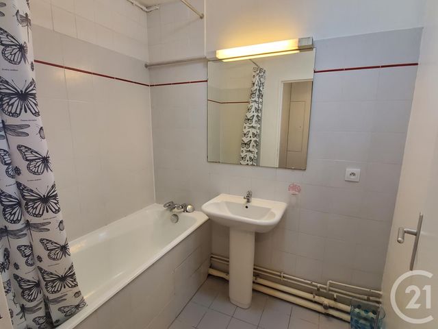 Appartement F1 &agrave; louer - 1 pi&egrave;ce - 33,30 m2 - Sevres - 92 - ILE-DE-FRANCE