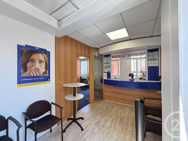 Bureaux à louer - 928.0 m2 - 93 - Seine-Saint-Denis