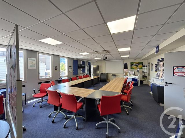 Bureaux à louer - 478.0 m2 - 93 - Seine-Saint-Denis