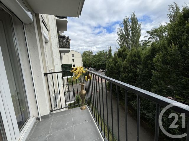 Appartement F4 &agrave; louer - 4 pi&egrave;ces - 65,30 m2 - Charenton Le Pont - 94 - ILE-DE-FRANCE