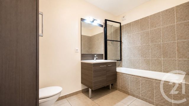 Appartement F4 &agrave; louer - 4 pi&egrave;ces - 77,73 m2 - Maisons Alfort - 94 - ILE-DE-FRANCE