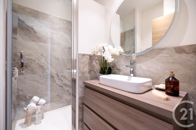 Appartement F4 à vendre - 4 pièces - 77,05 m2 - Nice - 06 - PROVENCE-ALPES-COTE-D-AZUR