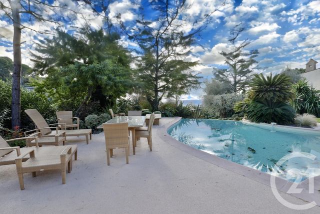 Maison &agrave; vendre - 7 pi&egrave;ces - 243,06 m2 - Villefranche Sur Mer - 06 - PROVENCE-ALPES-COTE-D-AZUR