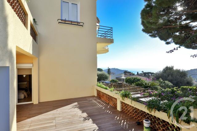 Appartement F3 à vendre - 3 pièces - 78 m2 - Villefranche Sur Mer - 06 - PROVENCE-ALPES-COTE-D-AZUR