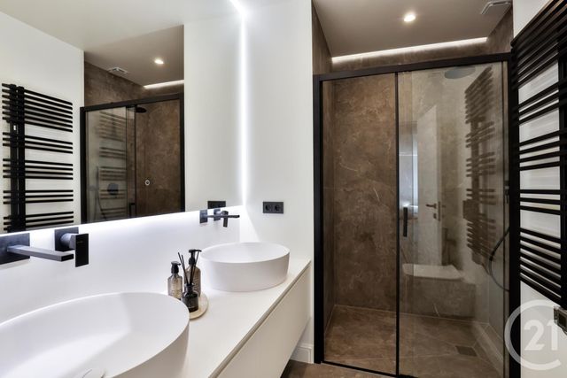 Appartement F3 à vendre - 3 pièces - 78 m2 - Villefranche Sur Mer - 06 - PROVENCE-ALPES-COTE-D-AZUR