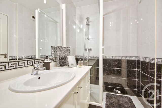 Appartement F3 &agrave; vendre - 3 pi&egrave;ces - 108,68 m2 - Beausoleil - 06 - PROVENCE-ALPES-COTE-D-AZUR