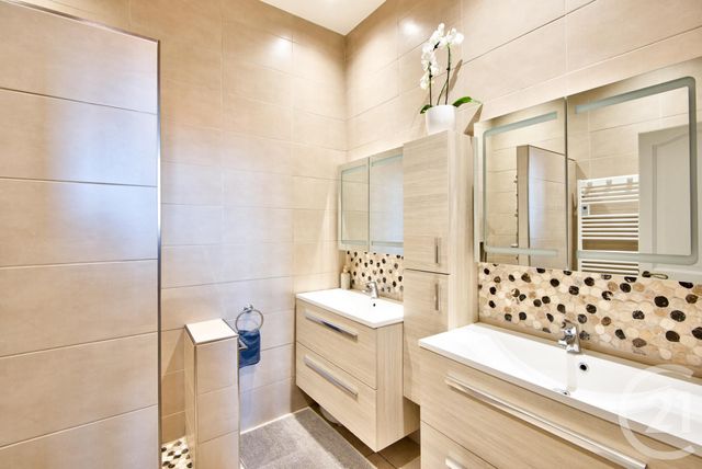 Appartement F3 à vendre - 3 pièces - 67,90 m2 - Beaulieu Sur Mer - 06 - PROVENCE-ALPES-COTE-D-AZUR