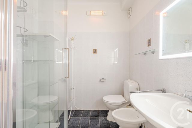 Appartement F3 &agrave; vendre - 3 pi&egrave;ces - 82 m2 - Villefranche Sur Mer - 06 - PROVENCE-ALPES-COTE-D-AZUR