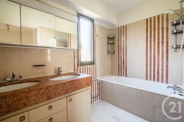 Appartement F3 &agrave; vendre - 3 pi&egrave;ces - 70,98 m2 - Nice - 06 - PROVENCE-ALPES-COTE-D-AZUR