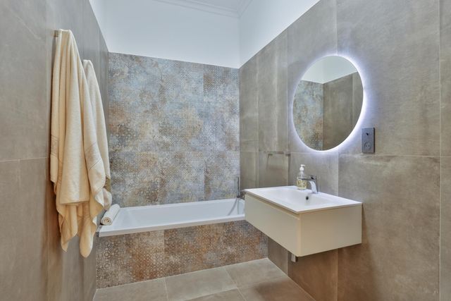 Appartement F4 à vendre - 4 pièces - 100 m2 - Nice - 06 - PROVENCE-ALPES-COTE-D-AZUR