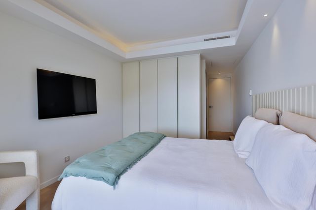 Appartement F3 à vendre - 3 pièces - 97 m2 - Villefranche Sur Mer - 06 - PROVENCE-ALPES-COTE-D-AZUR