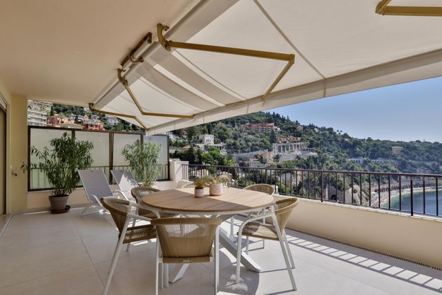 Appartement F3 à vendre - 3 pièces - 97 m2 - Villefranche Sur Mer - 06 - PROVENCE-ALPES-COTE-D-AZUR