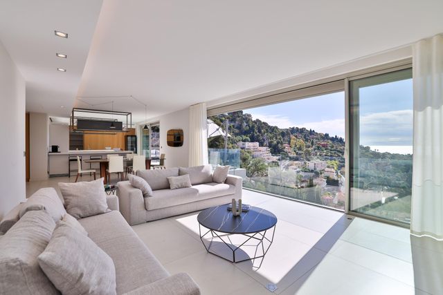 Maison à vendre - 8 pièces - 360 m2 - Villefranche Sur Mer - 06 - PROVENCE-ALPES-COTE-D-AZUR